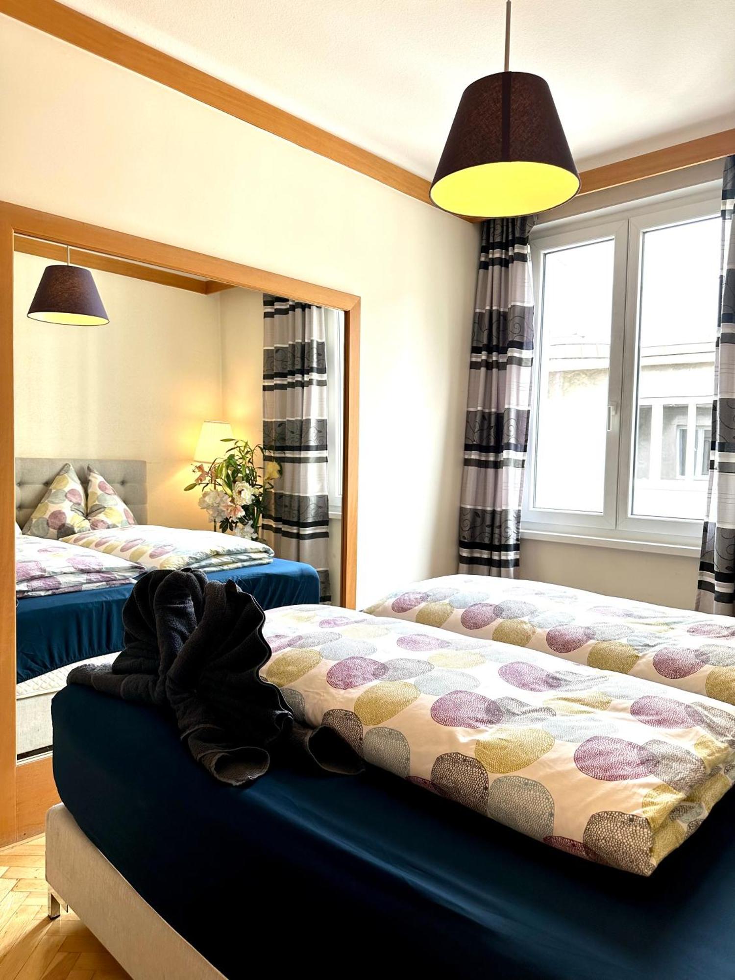 Center Apartment With 360° Rooftop เวียนนา ภายนอก รูปภาพ